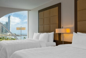 Hôtel Le Meridien Panama - chambre de luxe vue océan